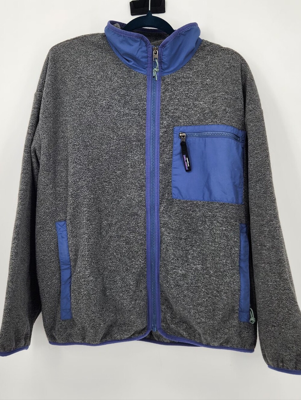 Patagonia Synchilla Fleece Full Zip Jacket Size Large Outdoor, camping, hiking.